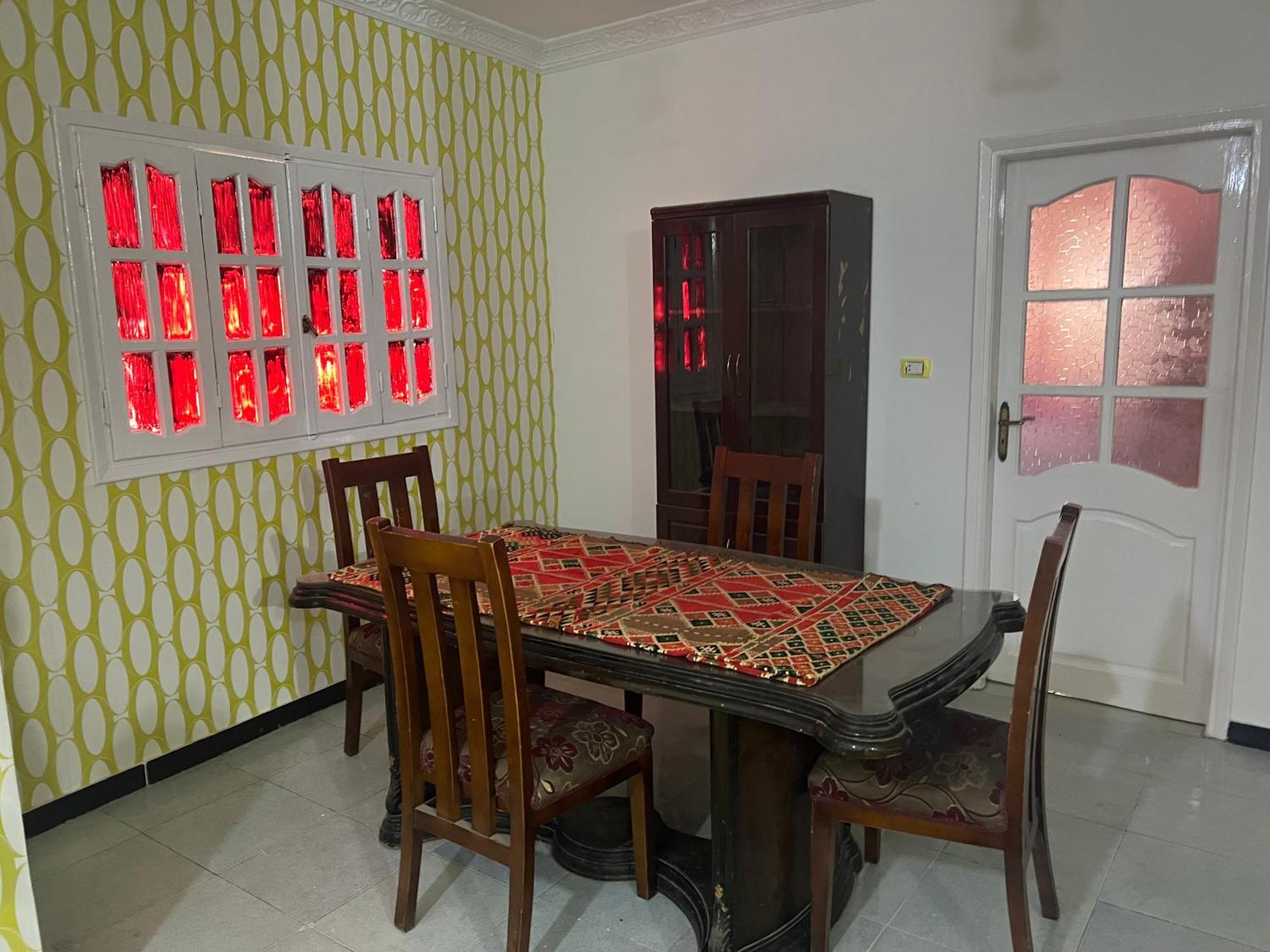 Shkh 180 Meter: Nile View With Full Amenities *