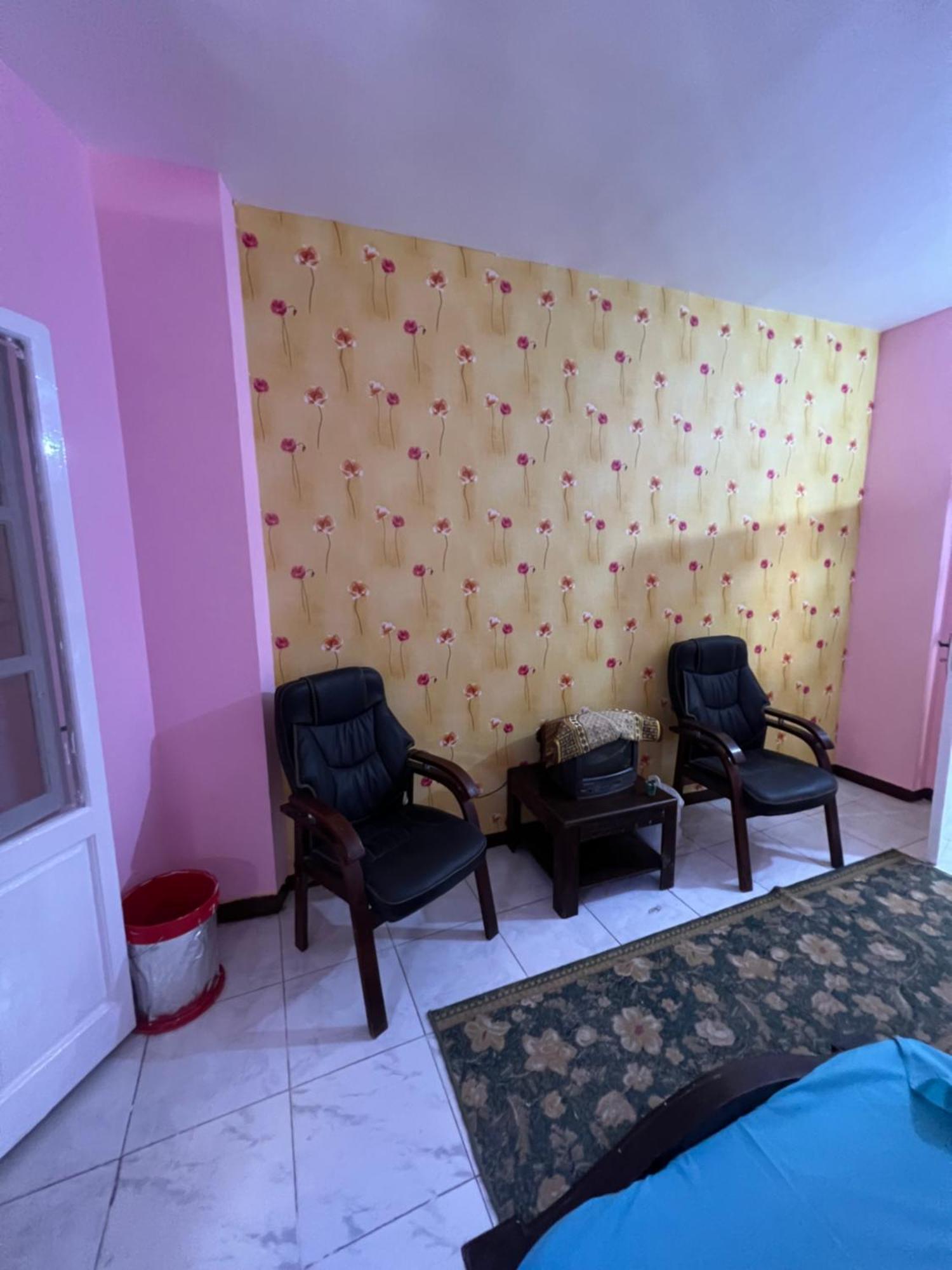 Apartment Shkh 180 Meter: Nile View With Full Amenities *