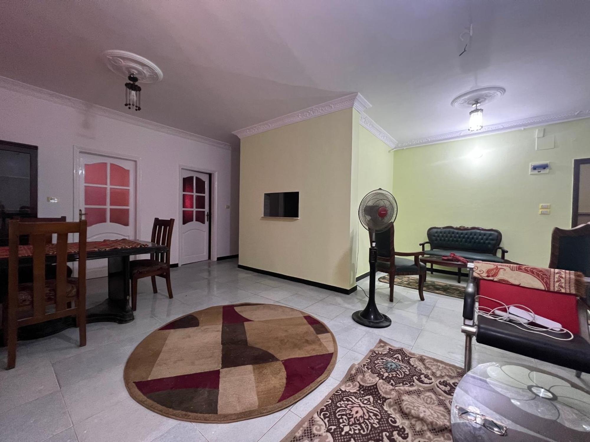 Shkh 180 Meter: Nile View With Full Amenities
